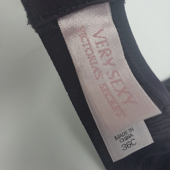 Victoria's Secret Bandeau, Size 36C - Picture 6 of 7